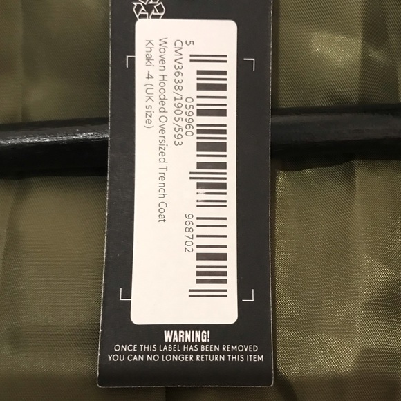 PrettyLittleThing Woven Hooded Oversized Trench Coat - Picture 3 of 3